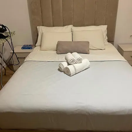 Apartment Spacious & Bright In Sarande