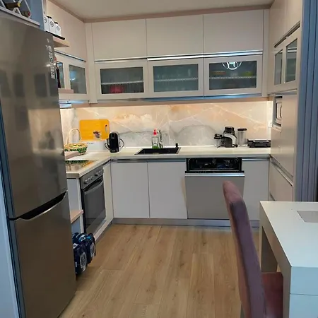 Spacious & Bright In